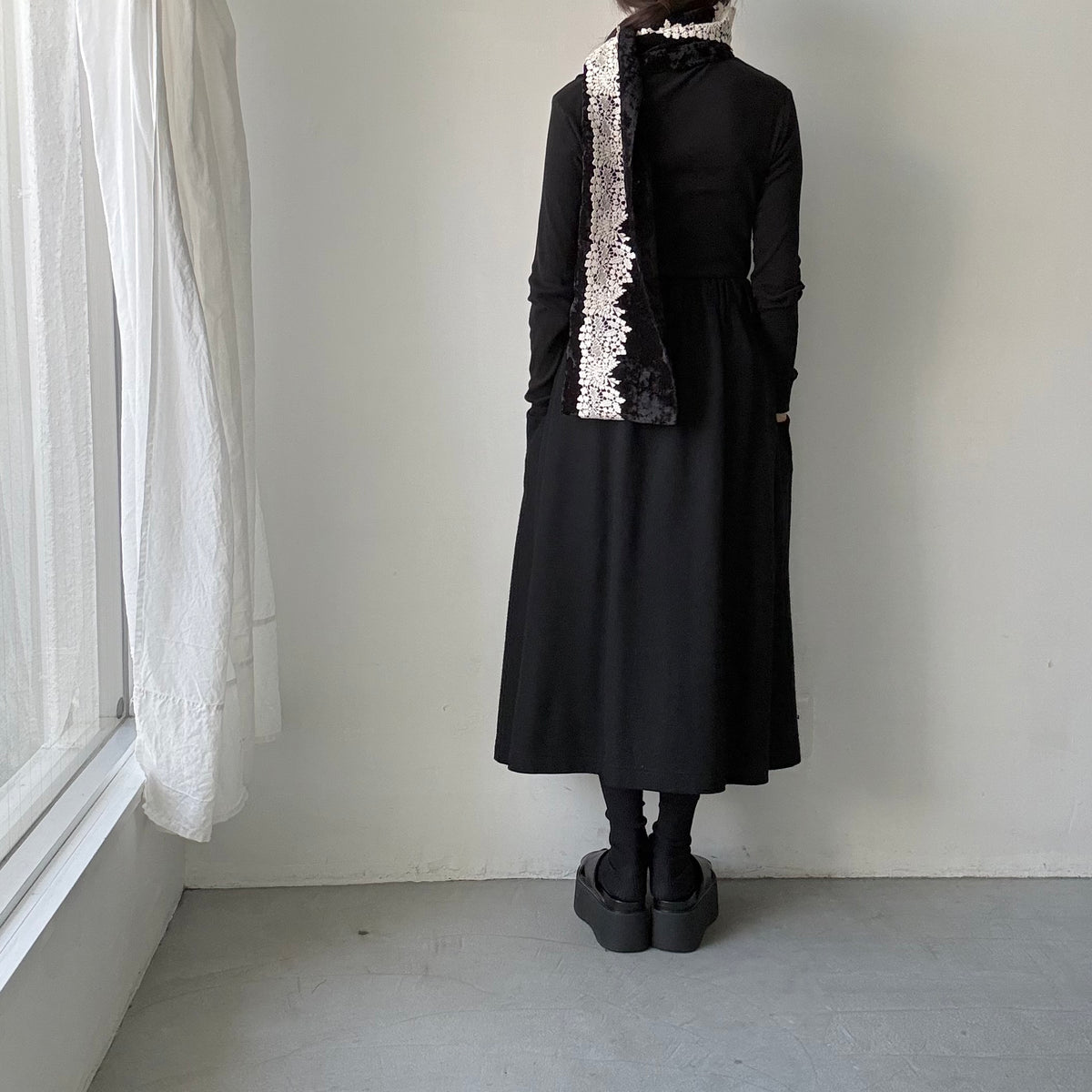 kijinokanosei  綴る葉ロングスカーフ