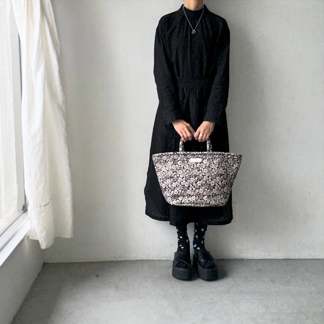 R&D.M.Co ワイルドベリーマルシェバッグ – blanc