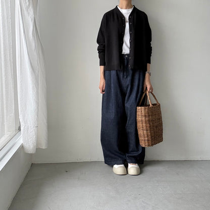 atelier naruse  コットンウールVネックニットカーディガン　ブラック