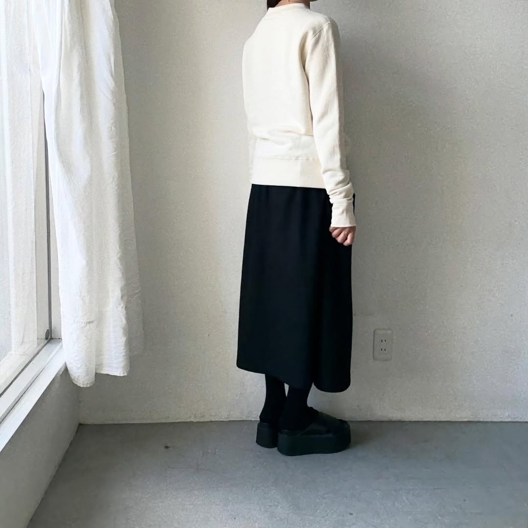 R&D.M.Co  NEVER SAY DIET スウェットシャツ　ナチュラル