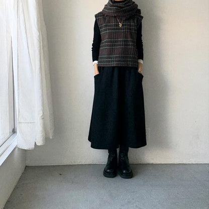 R&D.M.Co  ウール タータンチェックボタンビブ