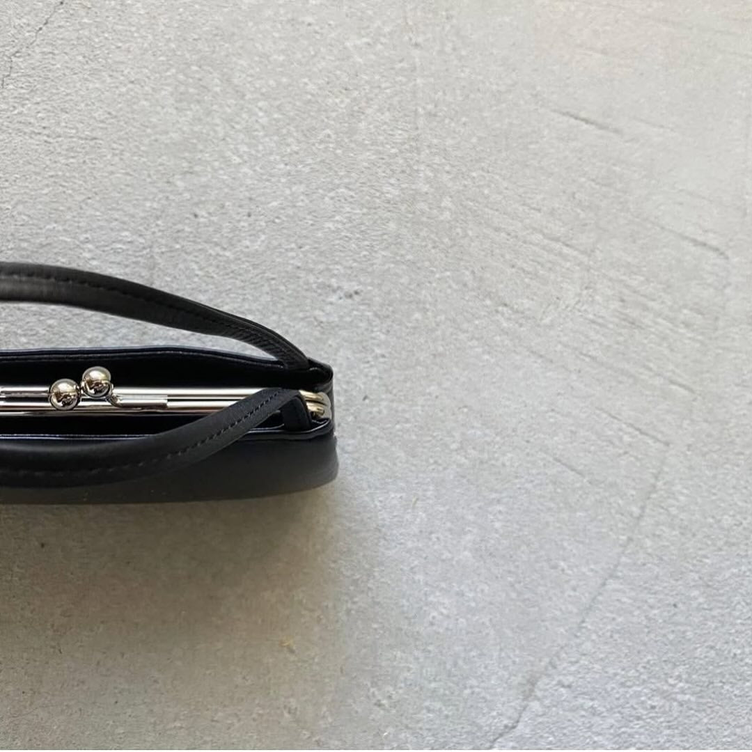 松野屋　持ち手付きがま口財布