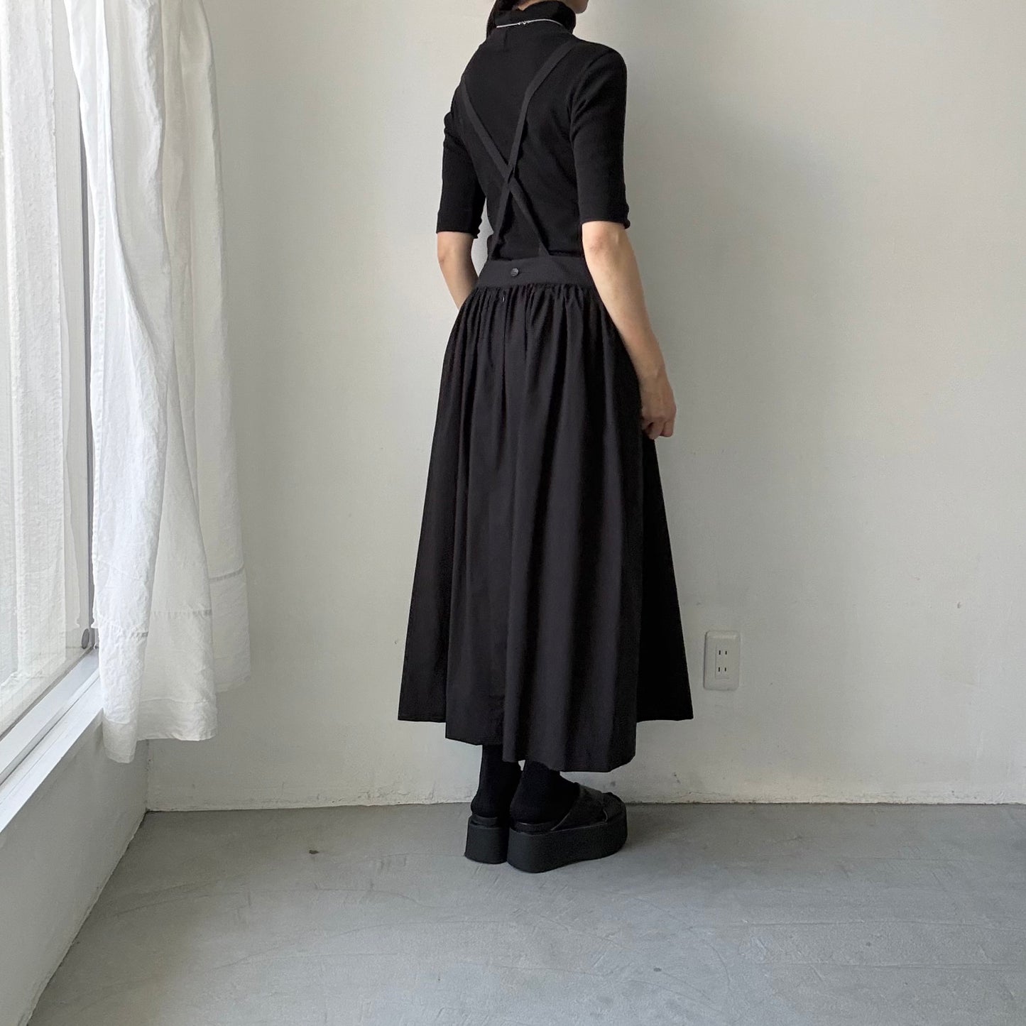 atelier naruse  コットンサスペンダースカート
