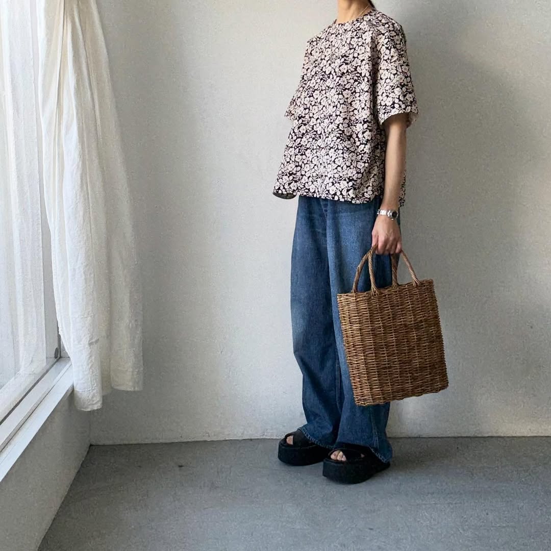 R&D.M.Co  ワイルドベリープルオーバーシャツ