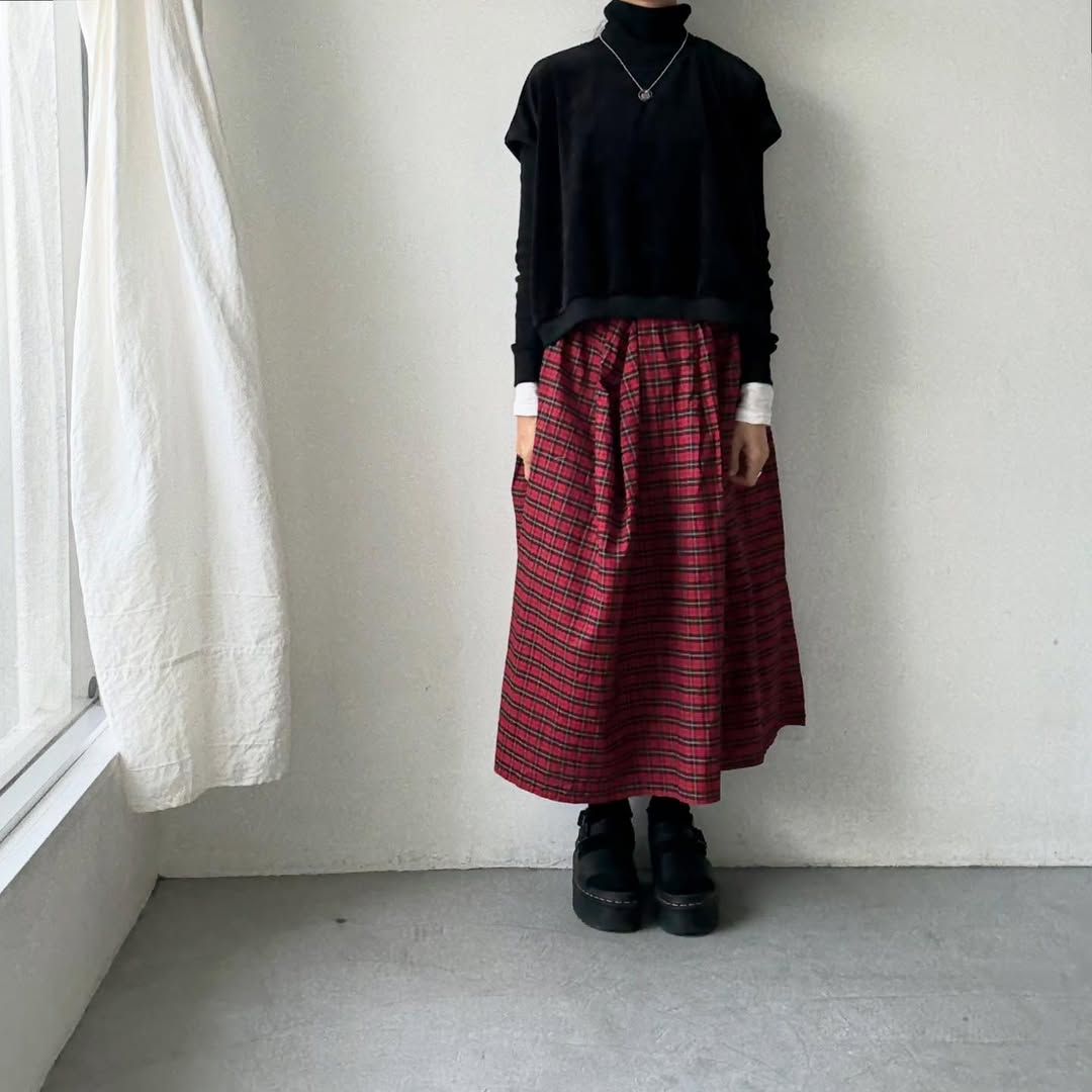 Linenya  ベロアベスト