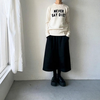 R&D.M.Co  NEVER SAY DIET スウェットシャツ　ナチュラル