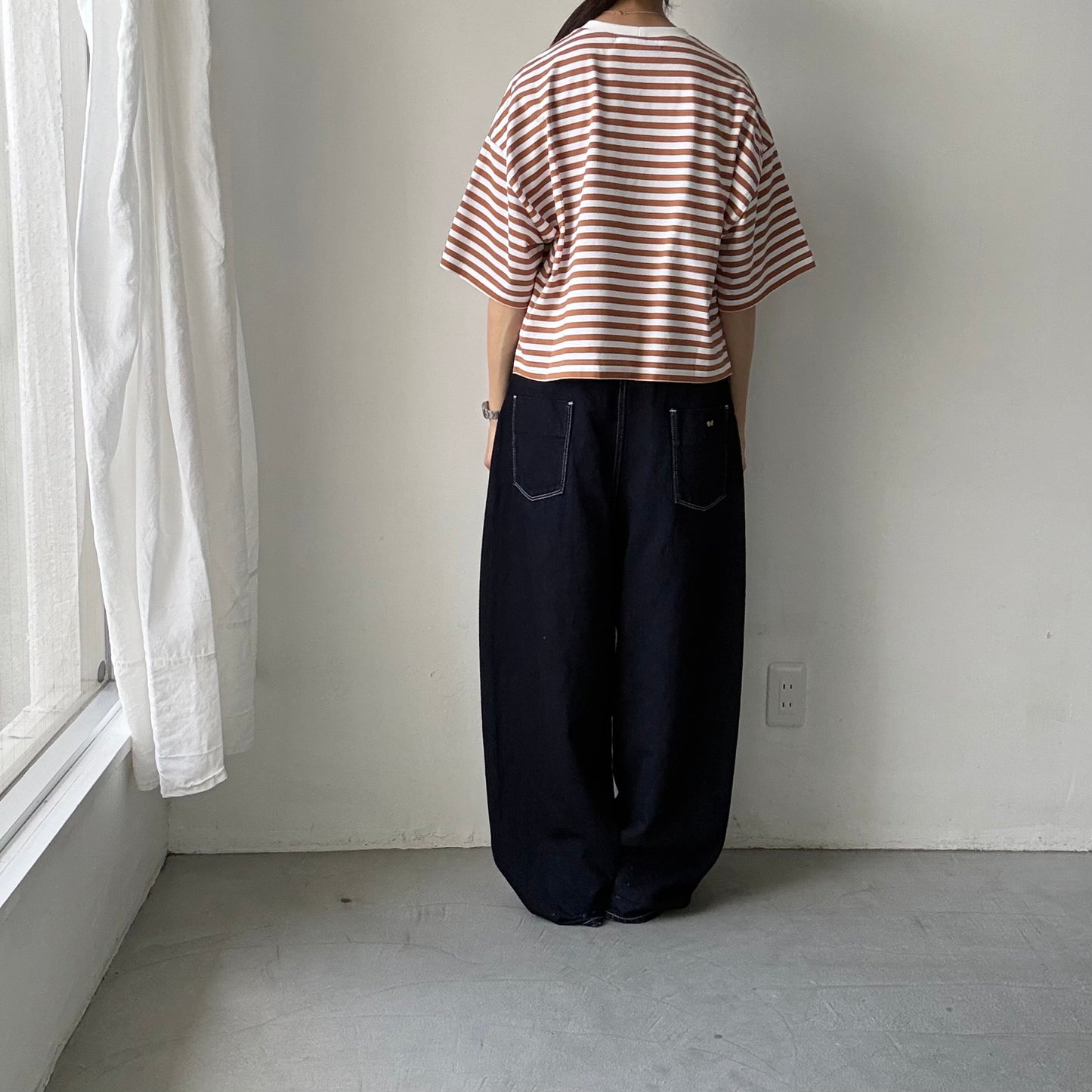 atelier naruse  コットンボーダー半袖カットソー　ブラウン