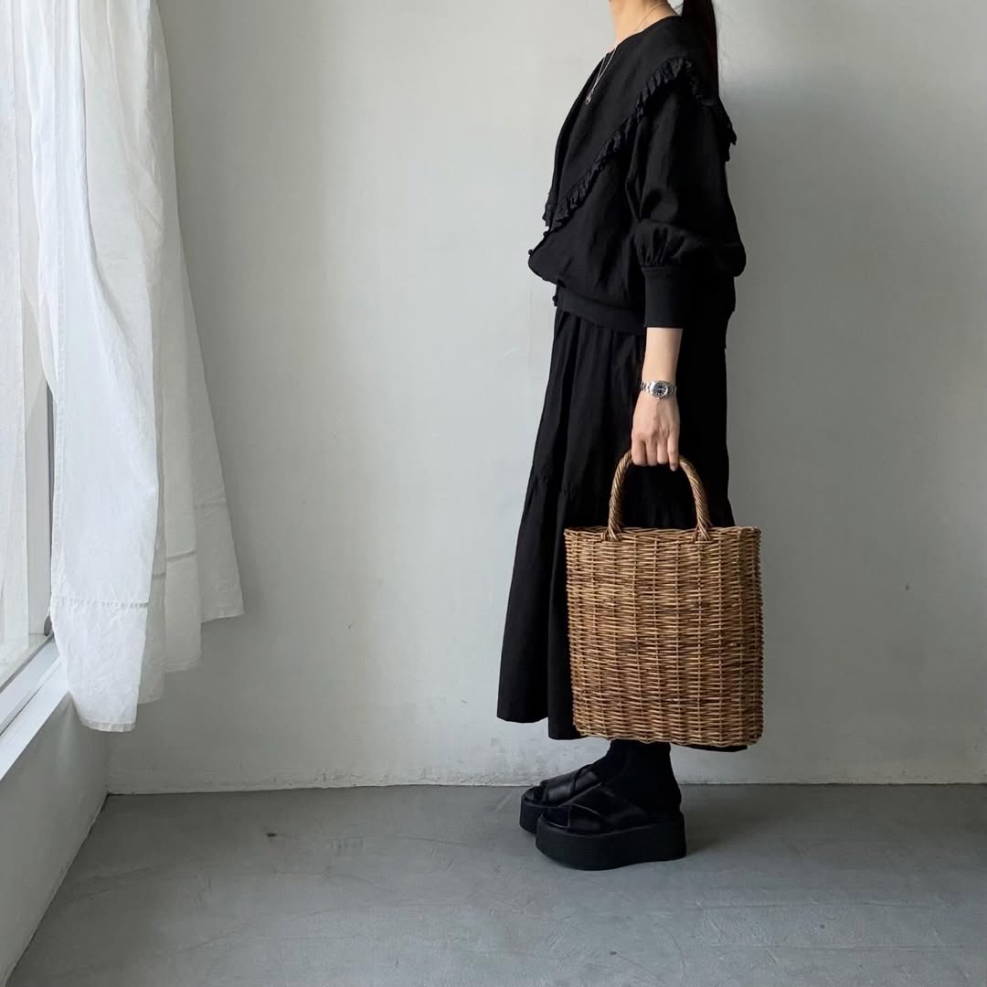 MAGALI コルトレイクリネンレース襟カーディガン　ブラック