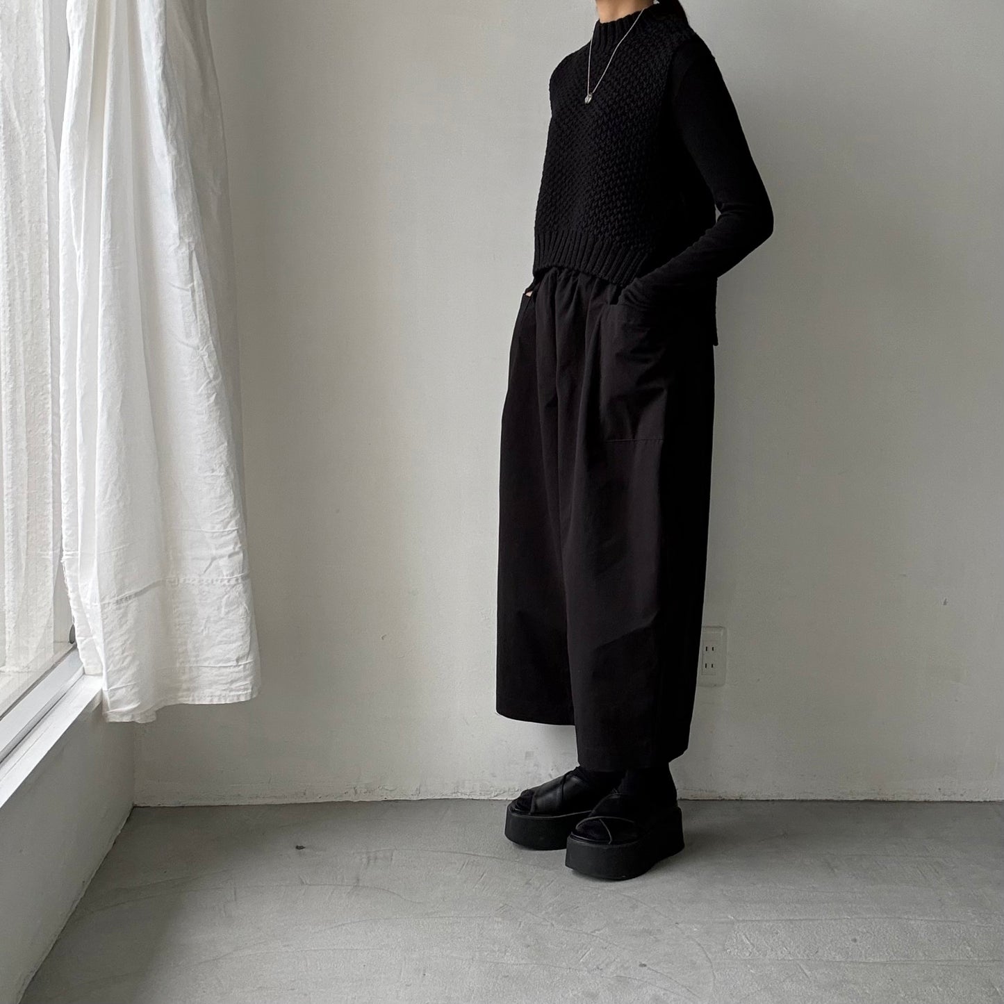 atelier d'antan Perriereコットンワイドパンツ　ブラックsize1