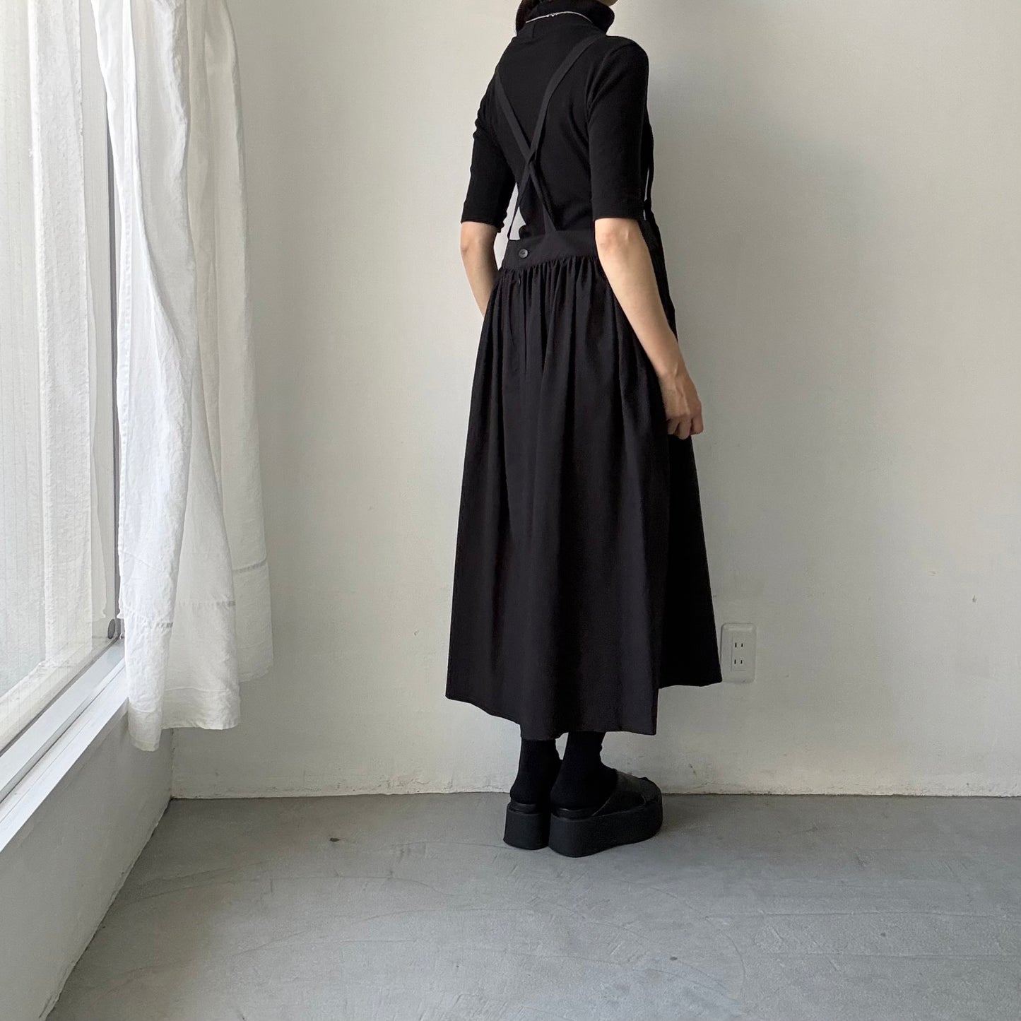atelier naruse  コットンサスペンダースカート