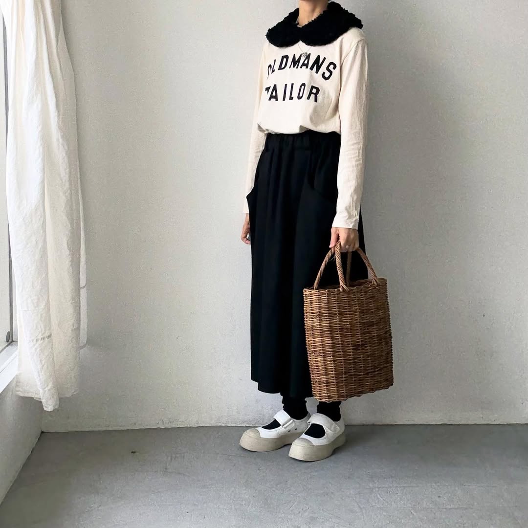 R&D.M.Co  コットンウールフリルカラー　ブラック