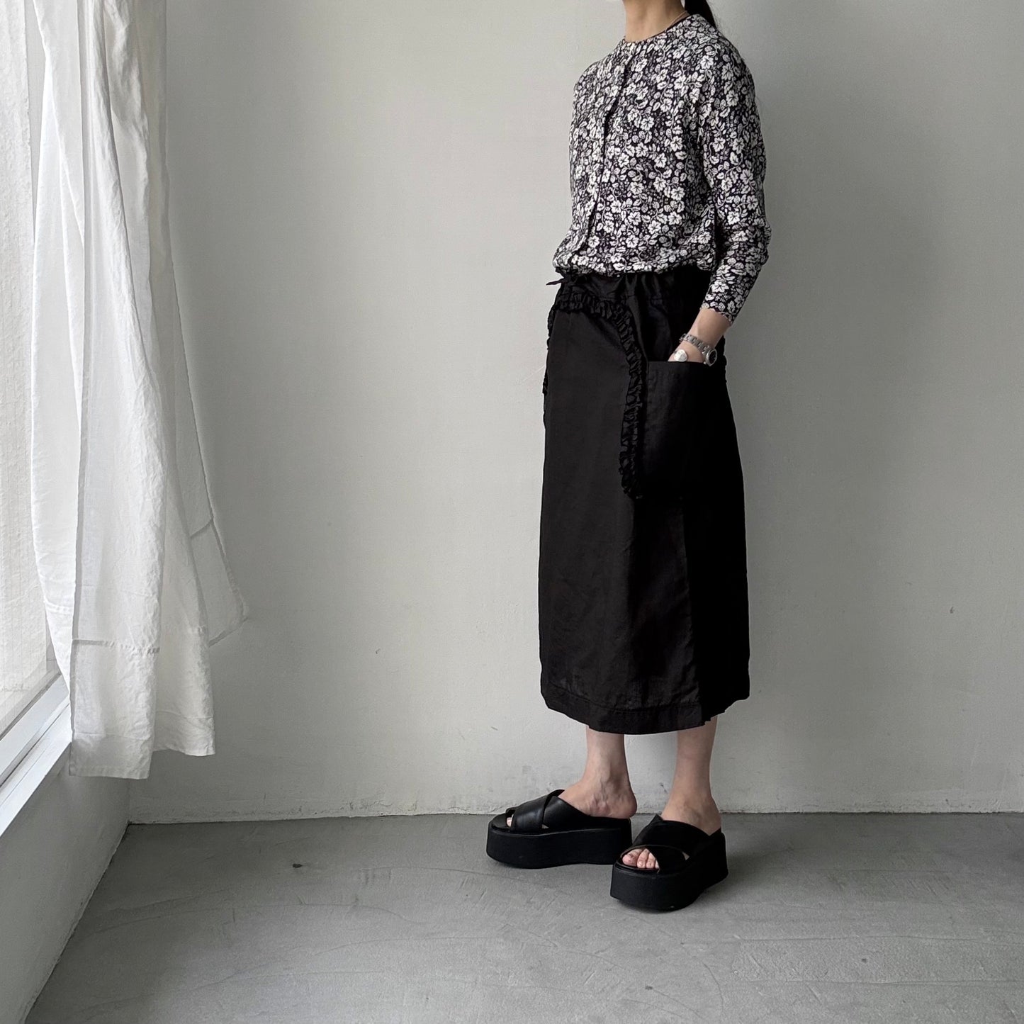 R&D.M.Co  リネンガーメントダイフリルデコレーションスカート