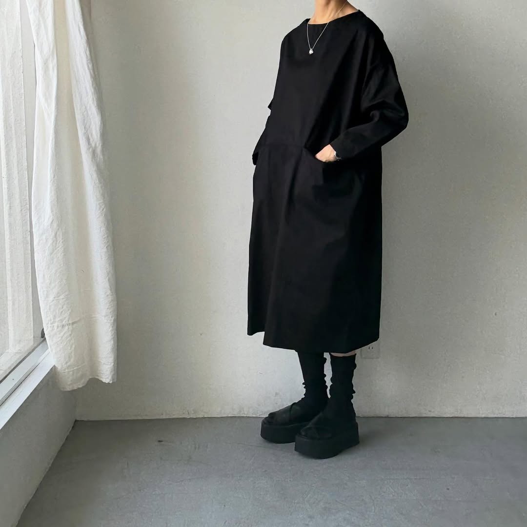 jujudhau コットンツイルイージードレス