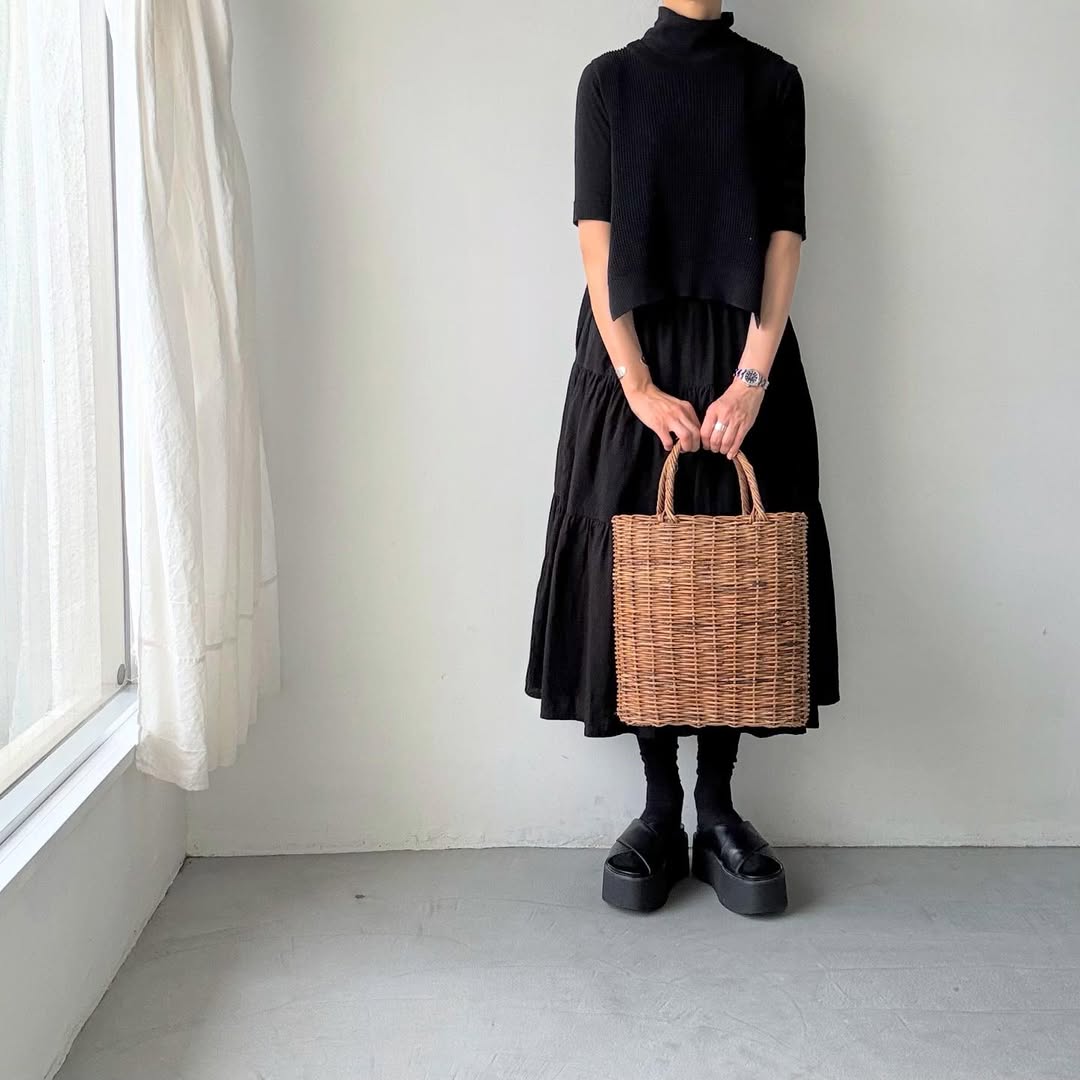 R&D.M.Co  リネンコットンティアードスカート　ブラック