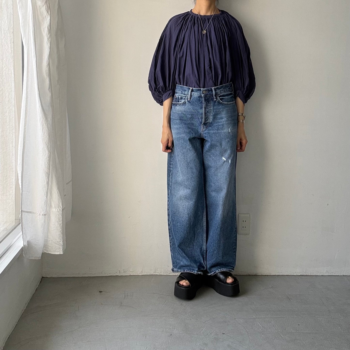 R&D.M.Co ガーメントダイカディギャザースモック　ダークブルー