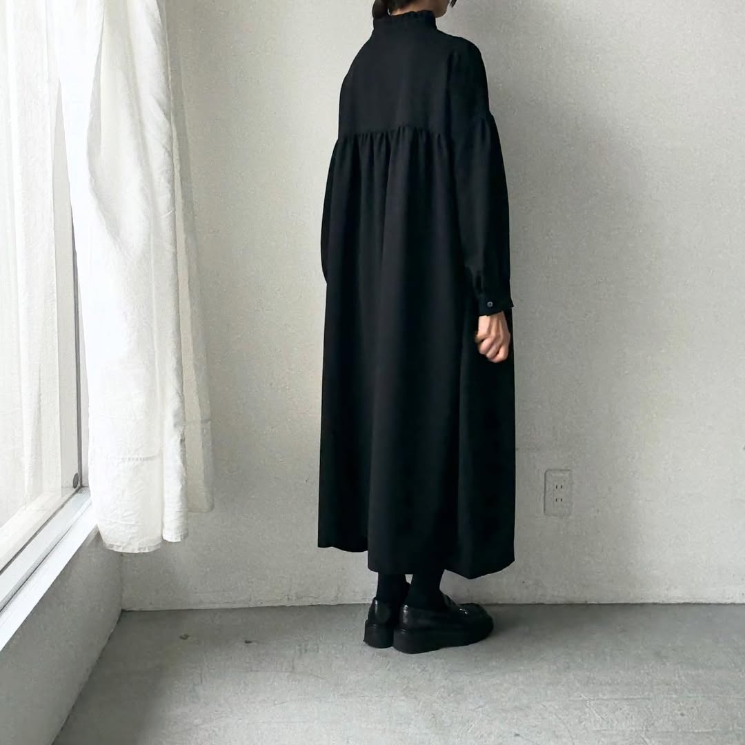 Linenya  フリルワンピース