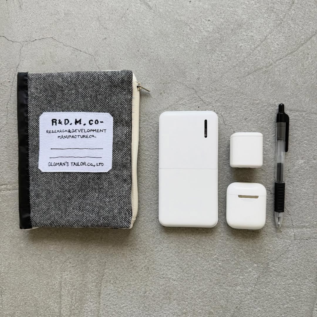 R&D.M.Co  ステーショナリーポーチ