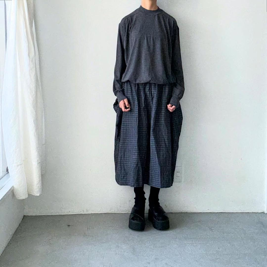 homspun 天竺ハイネックプルオーバー　チャコール