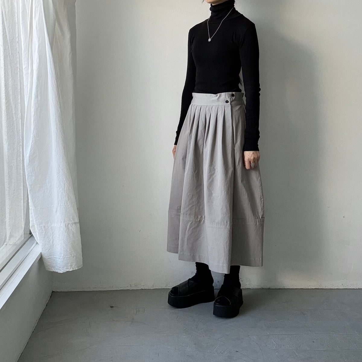 MAGALI オールドコットンラップ風スカート　グレー