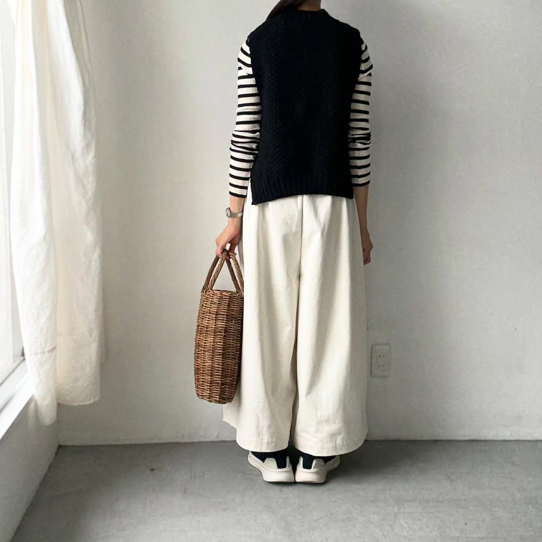 dui jujudhau  ワイドワイドパンツ　チノナチュラル