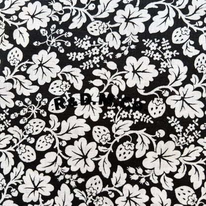 R&D.M.Co  ワイルドベリーリネンドローストリングバッグスモール　ブラック×ホワイト