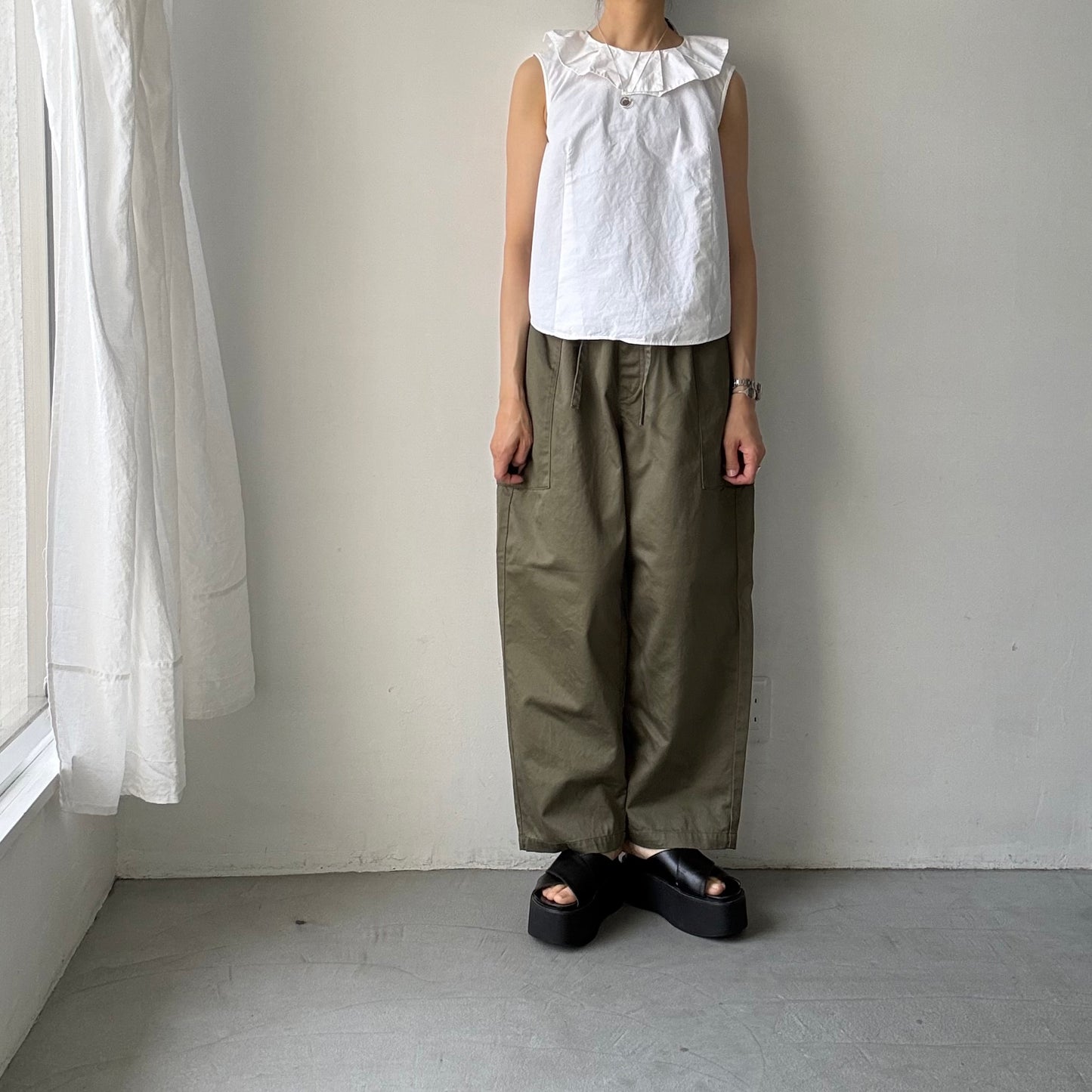homspun 高密度ウエポンギャザーパンツ　グリーン