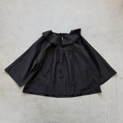 MAGALI コットンシルクブレイドフリルカラーブラウス　ブラック