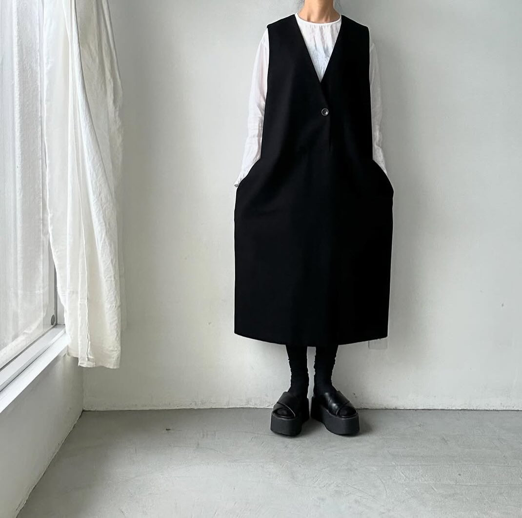 atelier naruse コットンウールヘリンボンジャンパースカート