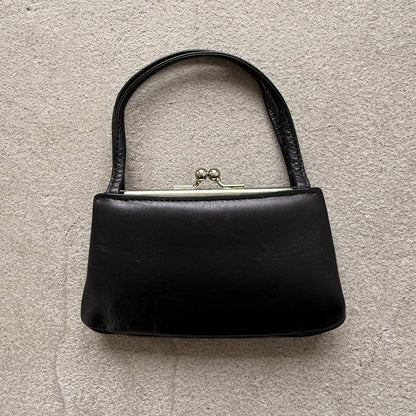 松野屋　持ち手付きがま口財布