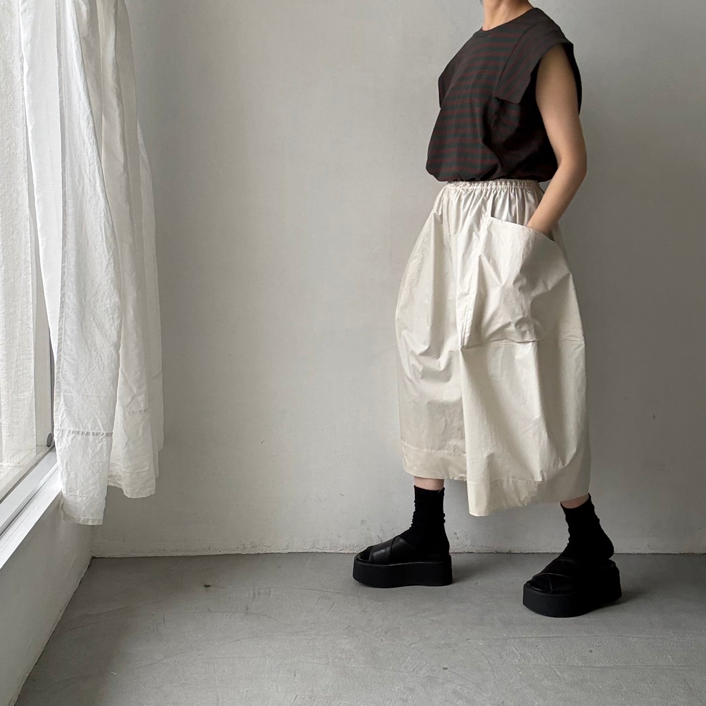 TENNE HANDCRAFTED MODERN ビッグポケットキュロット　ベージュ