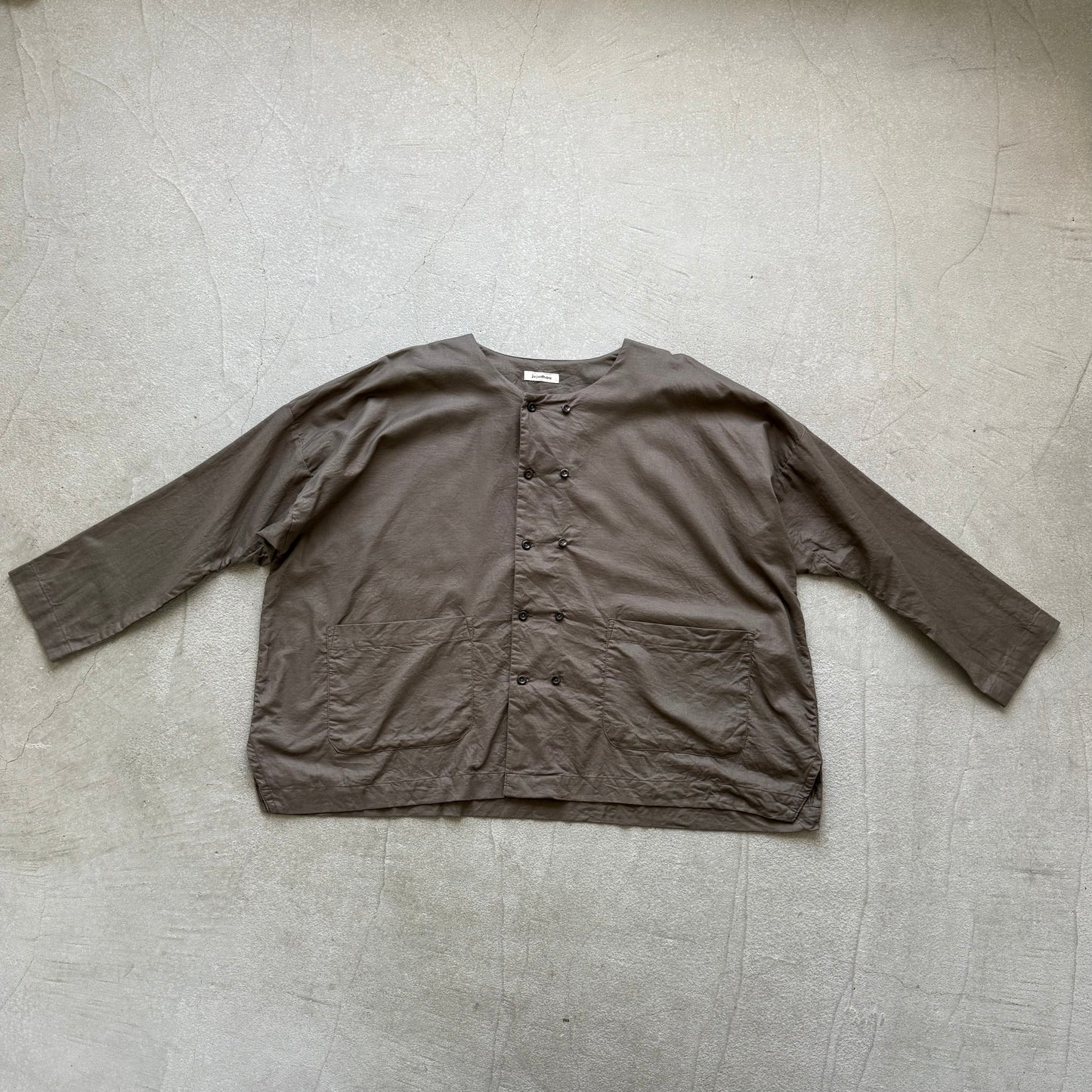 jujudhau コットンダブルボタンシャツ
