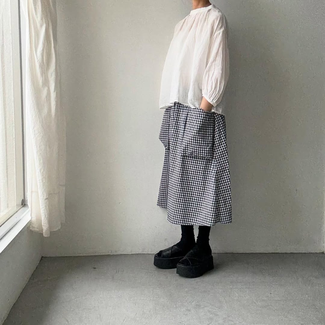 R&D.M.Co  リネンヘンプスモックブラウス　オフホワイト
