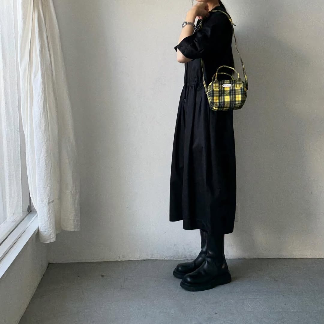 R&D.M.Co タータンチェックグロッサリーミニショルダーバッグ　ルイス