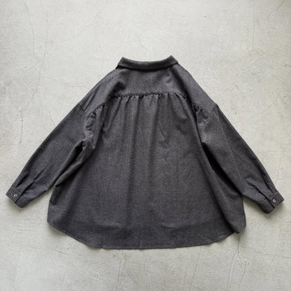 Linenya  コットンヤク丸襟長袖ブラウス　チャコール