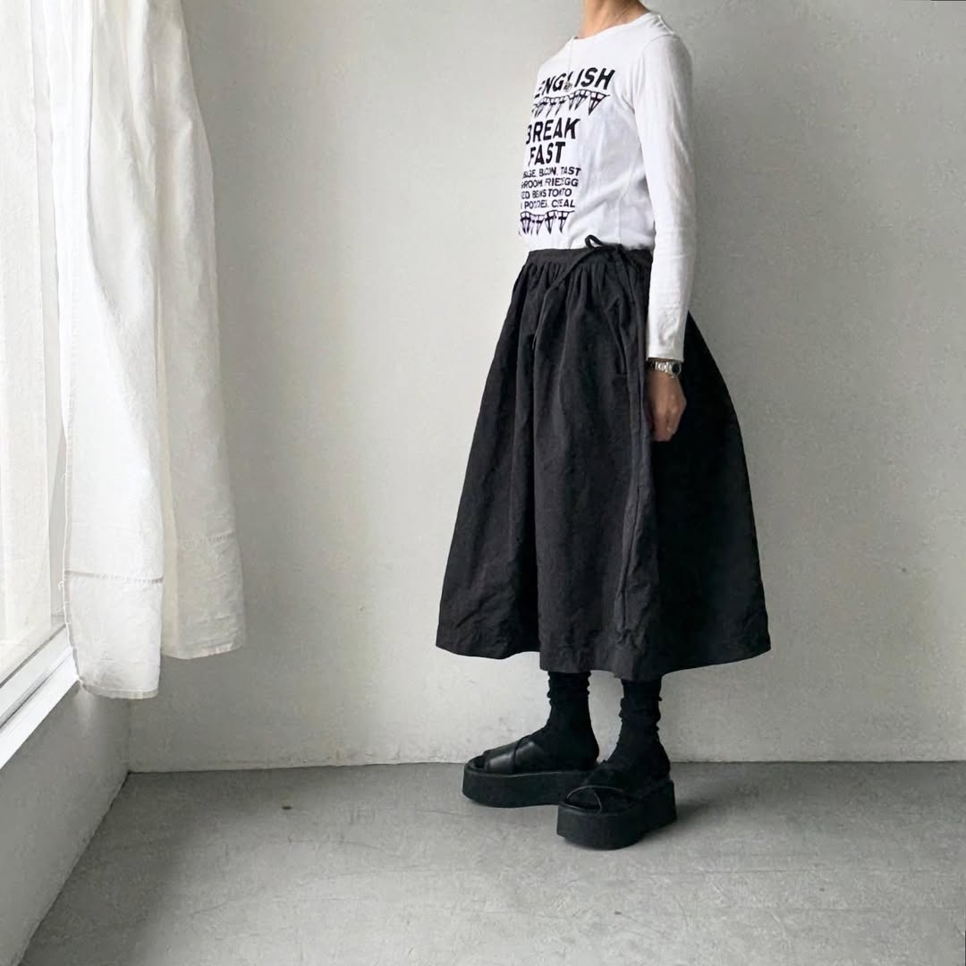 R&D.M.Co ガーメントダイタックギャザースカート