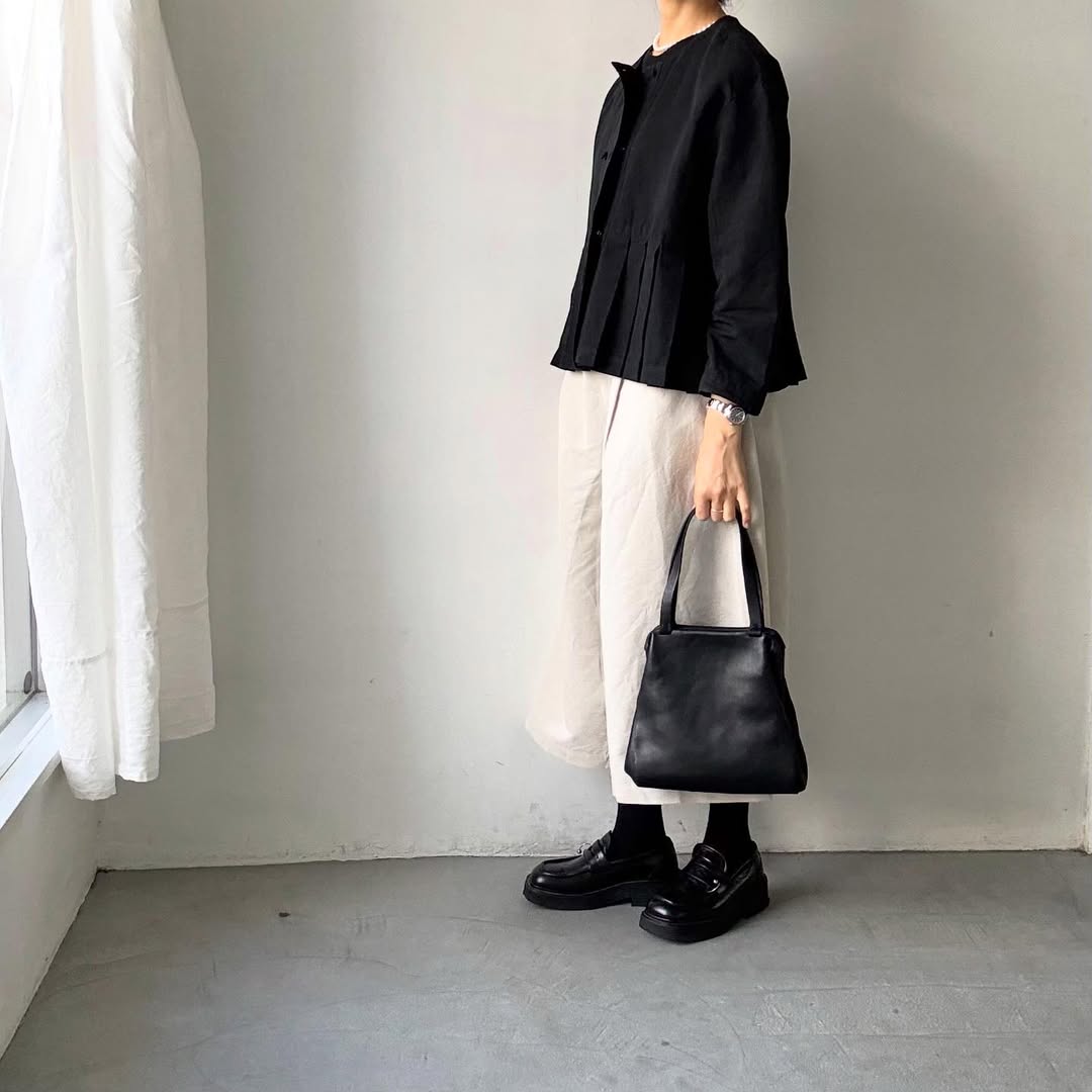 MAGALI ハイカウントコットンリネンダブルボタンジャケット　ブラック