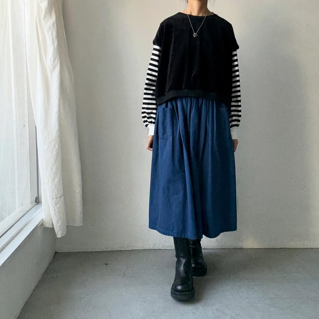 Linenya  ベロアベスト