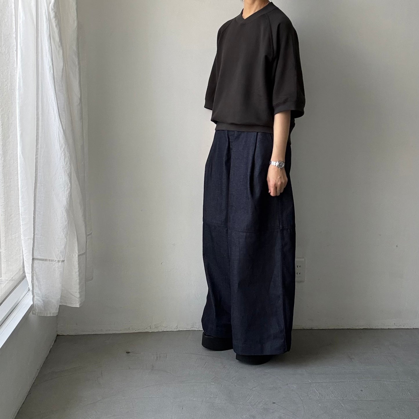 atelier naruse  コットン半袖スウェットシャツ　スミクロ