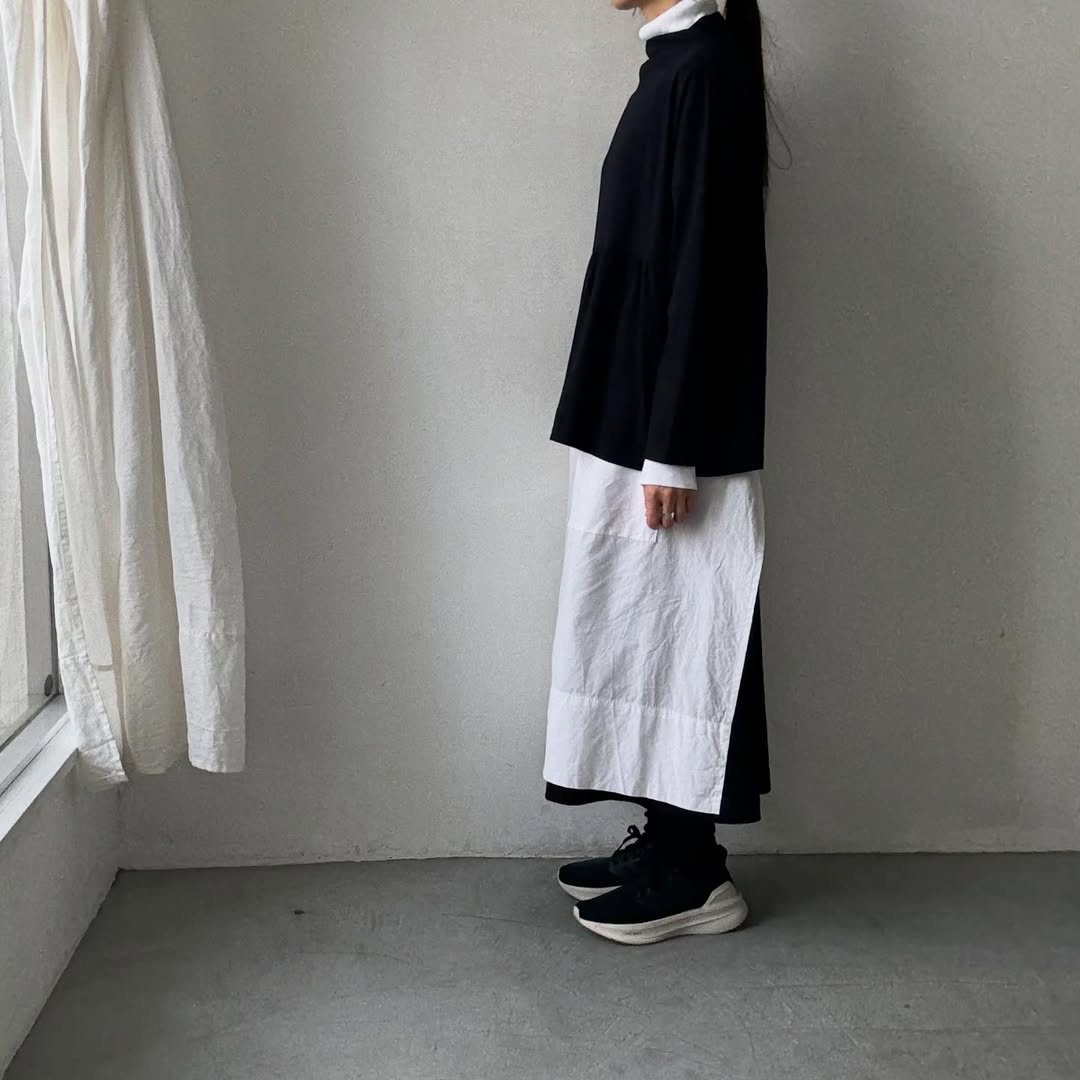 homspun 天竺ハイネックギャザープルオーバー　ブラック