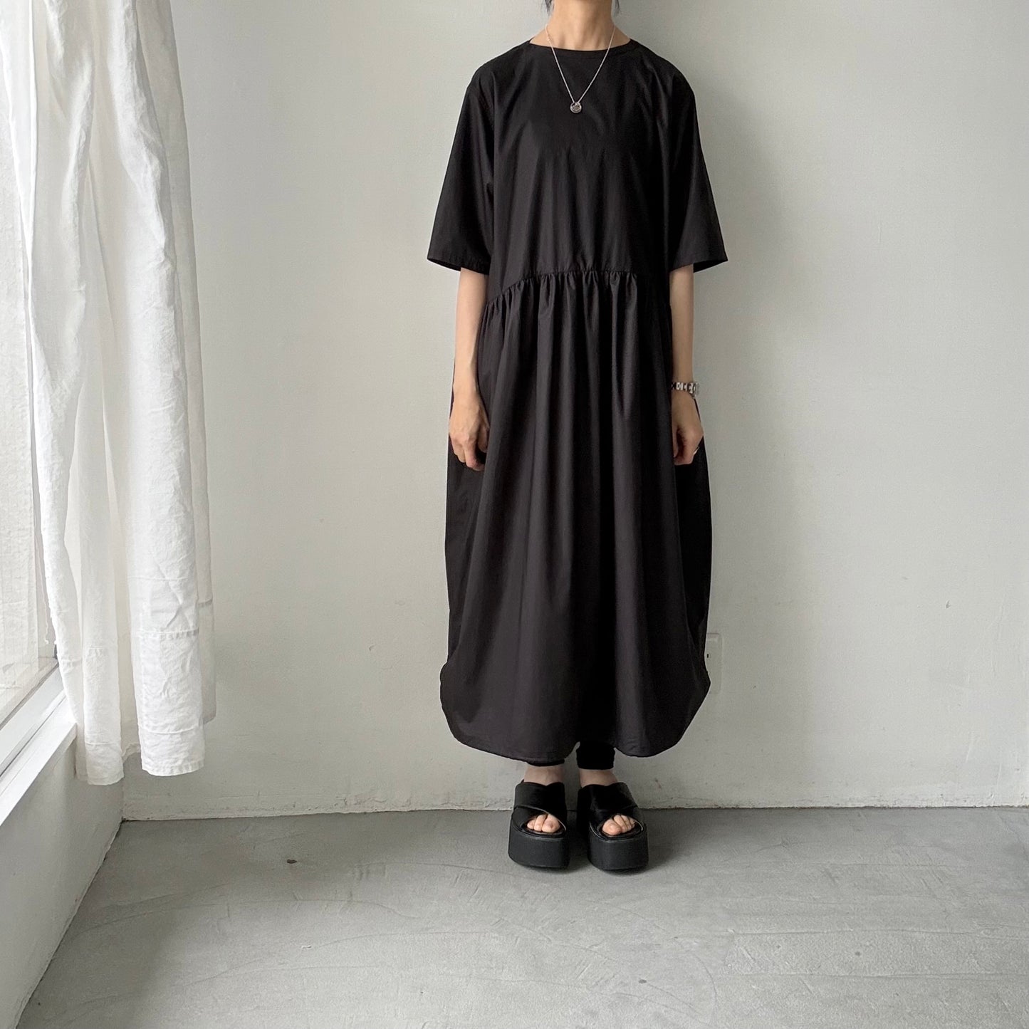 TENNE HANDCRAFTED MODERN バルーンドレス　ブラック