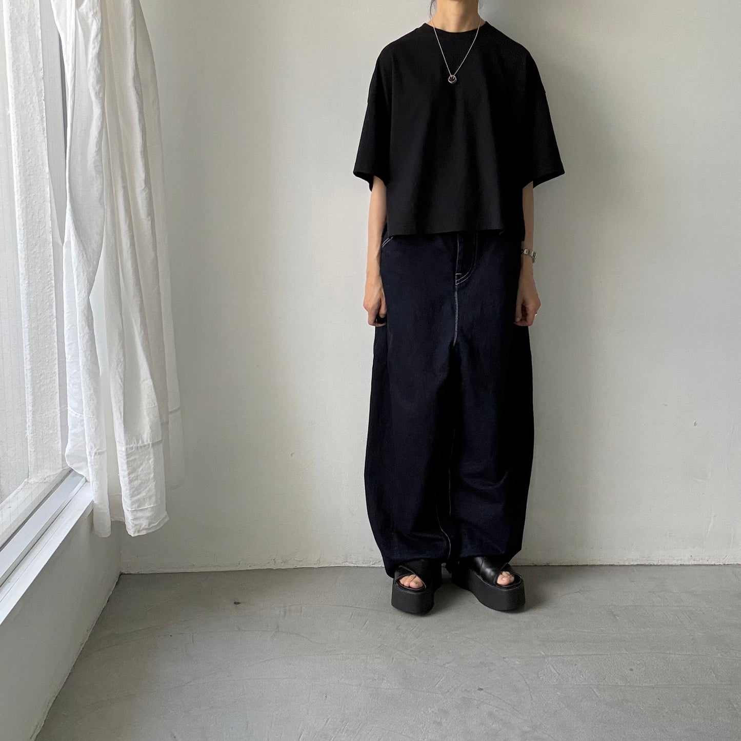 atelier naruse  コットン5分袖カットソー　ブラック