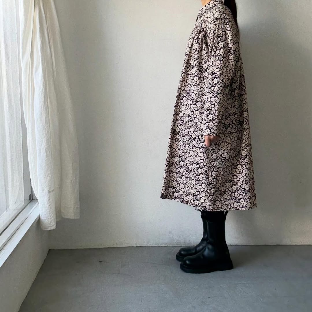 R&D.M.Co  ワイルドベリーヨークギャザーコート