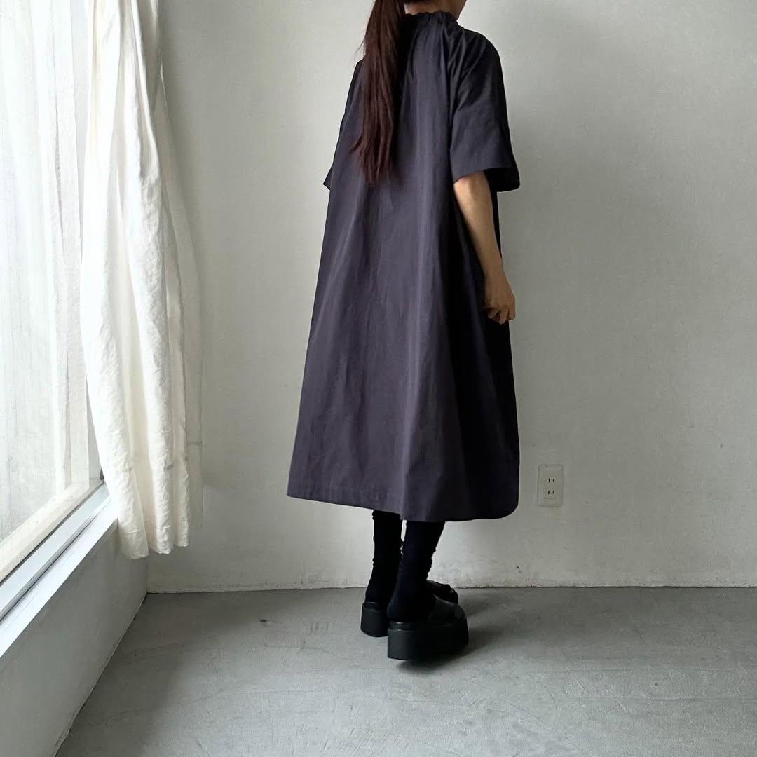 atelier d'antan Krallコットン半袖ドレス　ダークグレー