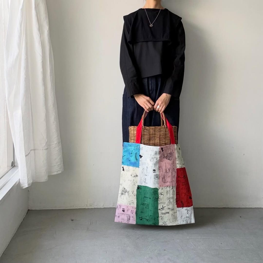 R&D.M.Co  モザイクグラフィティトートバッグ　マルチ
