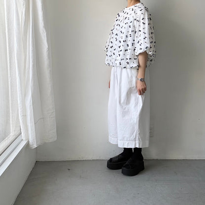 kijinokanosei  糸巻きバルーンスリーブプルオーバー　ホワイト