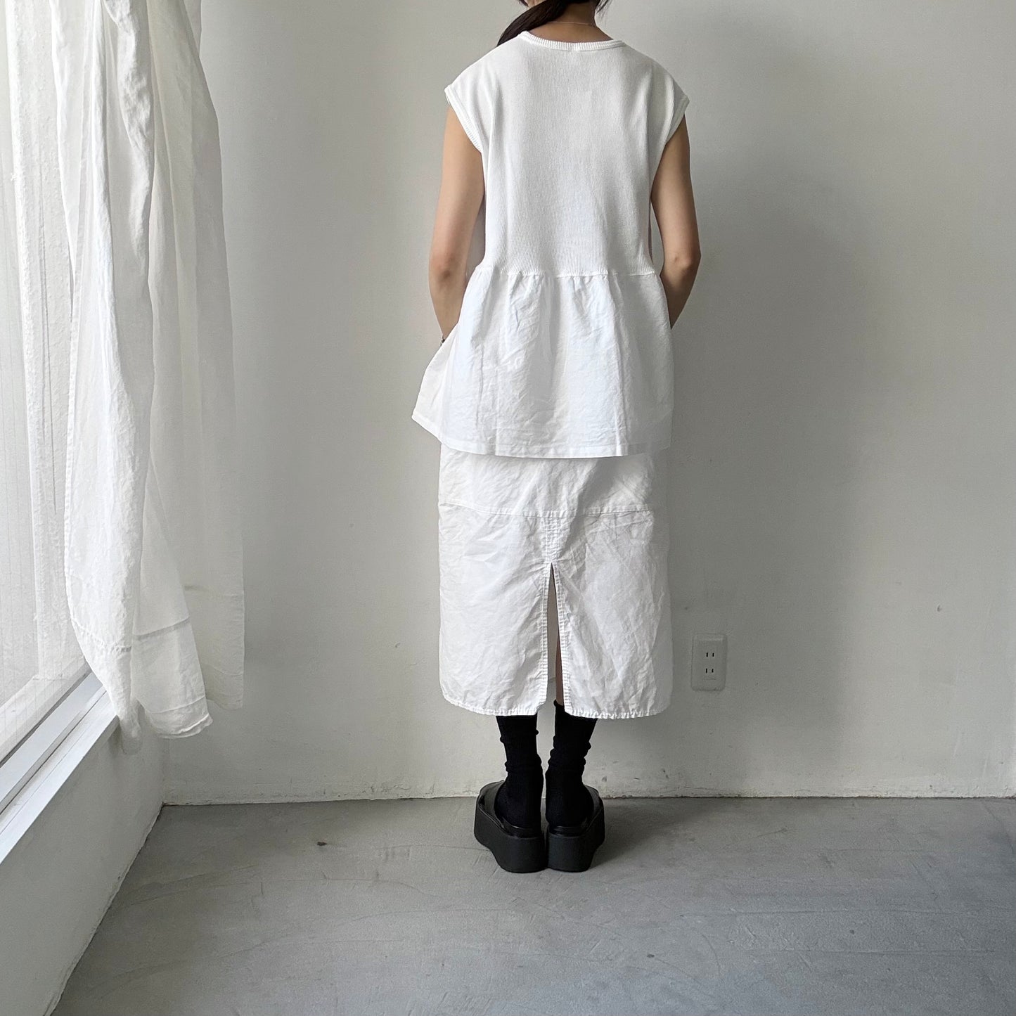 homspun  ワッフルノースリーブプルオーバー　ホワイト×ホワイト