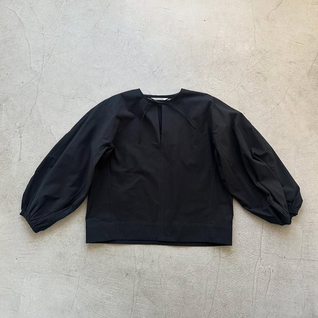 TENNE HANDCRAFTED MODERN ボリュームスリーブプルオーバー