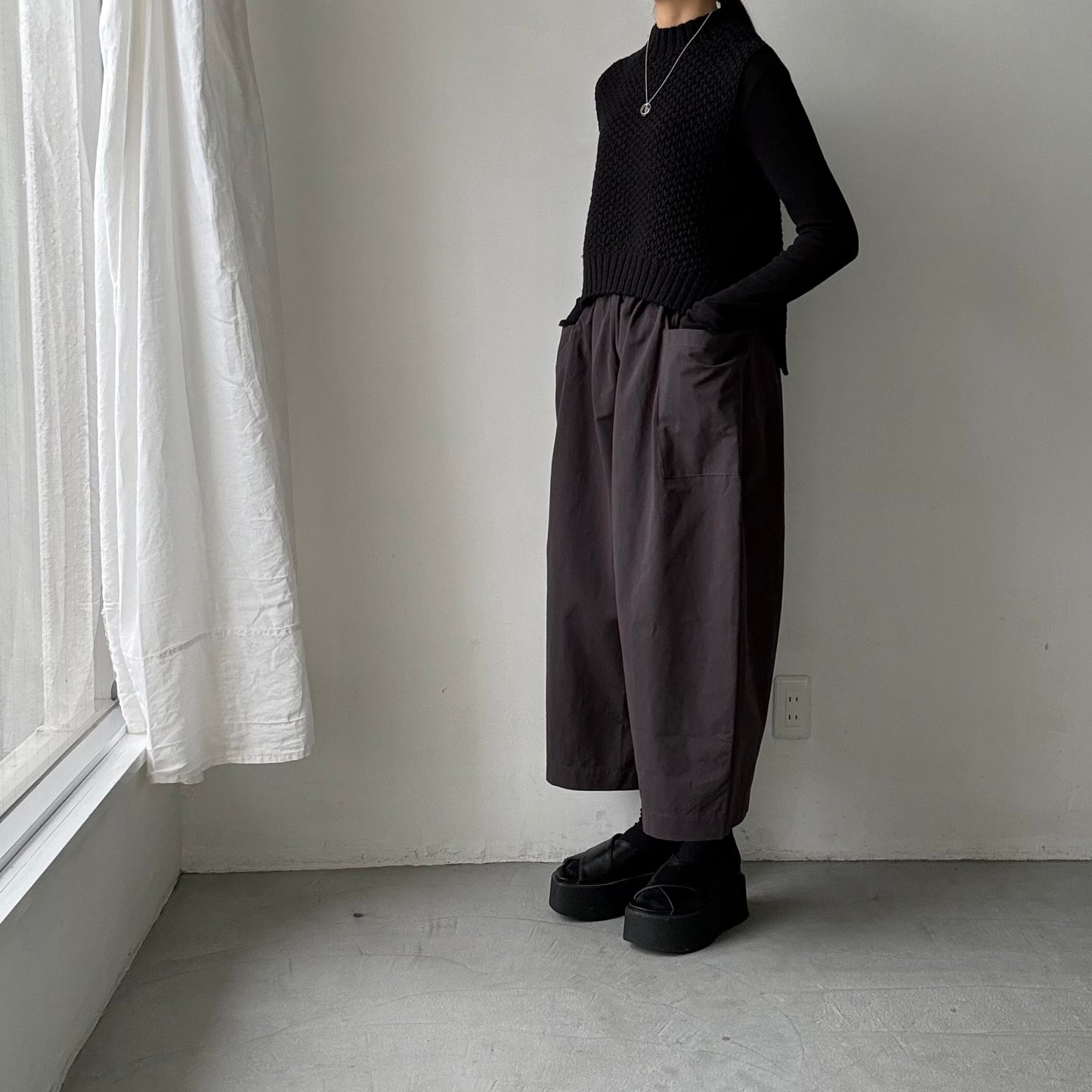 atelier d'antan Perriereコットンワイドパンツ　ダークグレーsize 1