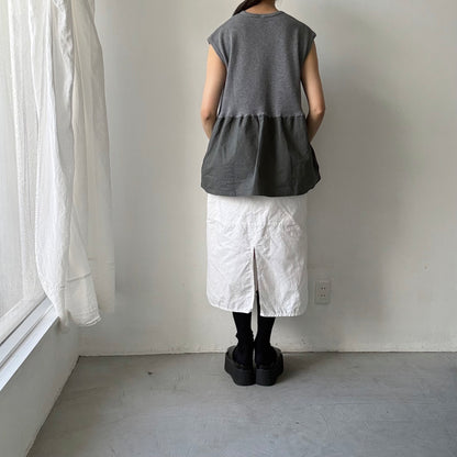homspun  ワッフルノースリーブプルオーバー　トップグレー×グリーン