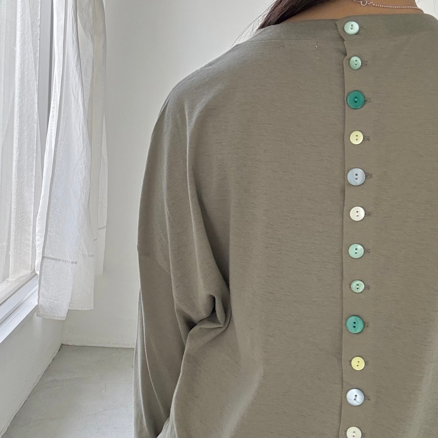 R&D.M.Co  ドロップキャンディボタンロングスリーブTシャツ　カーキ